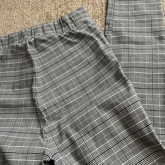 Shinestar Black and White Checkered Pants - Picture 4 of 4